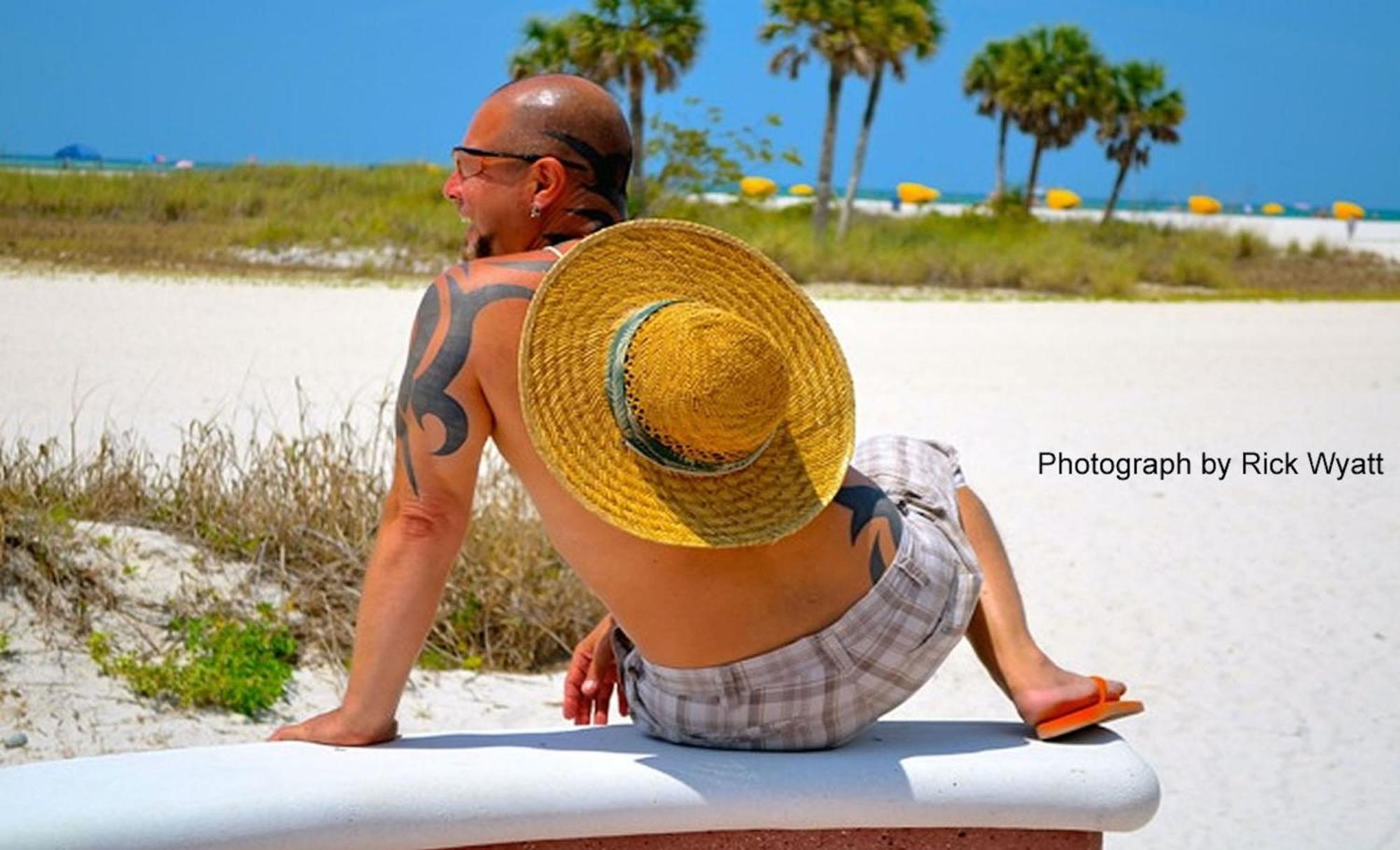 Affordable Two Bedroom Tropical Condo - Private Beach, Pools, Hot Tub St. Petersburg Luaran gambar