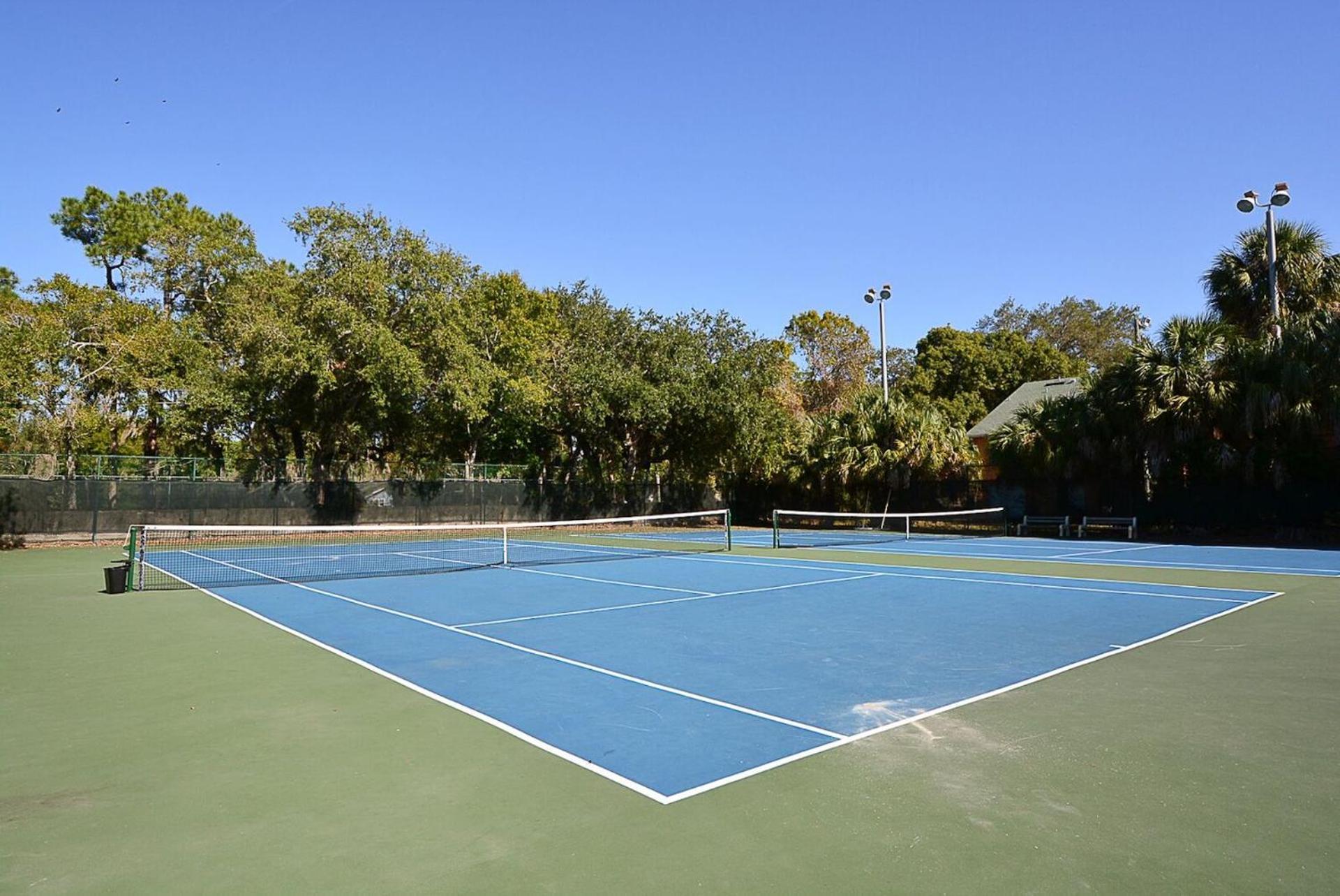 Affordable Two Bedroom Tropical Condo - Private Beach, Pools, Hot Tub St. Petersburg Luaran gambar